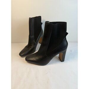 Vince Camuto Sarlaa Ribbed Ankle Booties Women Size 9M Black Block Heel Modern